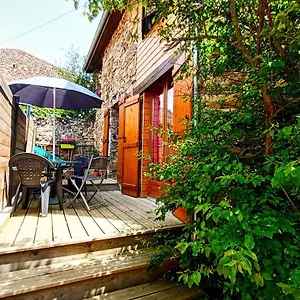 https://gite-au-coeur-du-parc-des-volcans-dauvergne.hotels-rhonealpes.com