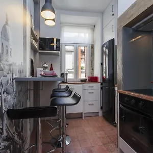 https://historical-lisbon-apartments.hotels-lisbon-portugal.com
